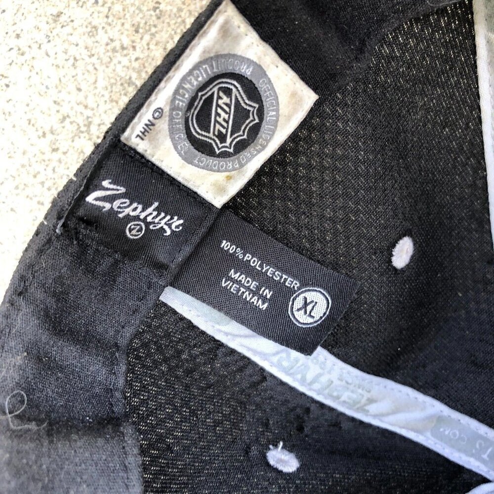 VTG ZEPHYR Los Angeles Kings Fitted Hat Men's XL Mesh Grey NHL Cap Black - Picture 5 of 5
